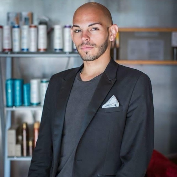 Meet your Posher, Samuel - Picture 1 of 1